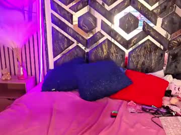 chloe_abby