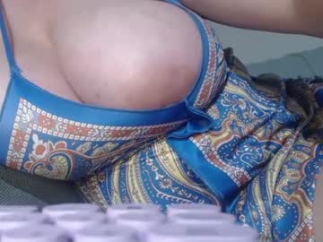 matureboobsbig