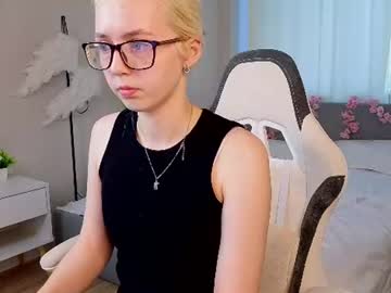 mollyy_snow